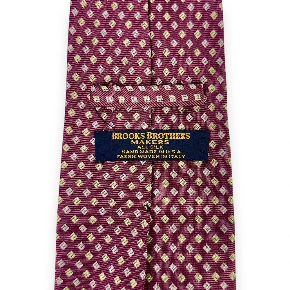 Brooks Brothers Mens Silk Tie 60.5 x‎ 3.75 Long Purple Foulard USA Ivy Preppy